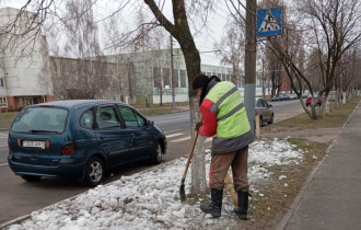 Фото: Работники ОАО «Гомельстройматериалы» продолжают традиционный «Чистый четверг»