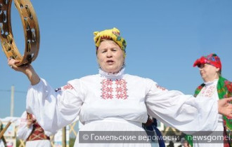 Фото: Международный фестиваль этнокультурных традиций "Зов Полесья"