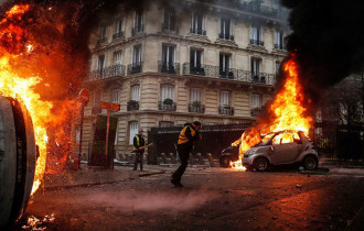 Фото: Реакции редакции. Французы — на баррикадах