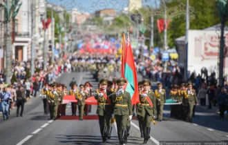 Фото: Поздравление гомельчан и гостей города с Днём Победы руководства Гомеля