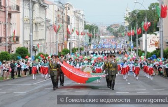 Фото: Праздничное шествие в День Независимости