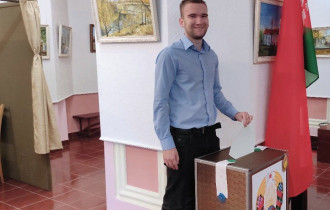 Фото: Высокую активность проявили  гомельчане, голосующие на избирательном участке  № 27 в БелГУТе