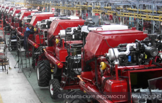 Фото: Гомсельмаш прорабатывает возможности поставок рисоуборочных комбайнов в Азию