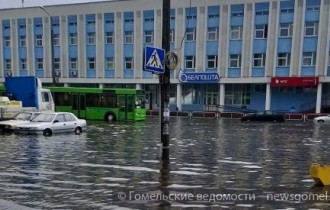 Фото: Оранжевый уровень опасности: гроза и ливень, град и ветер