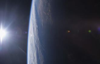 Фото: МКС сделала незапланированный маневр, чтобы уклониться от космического мусора