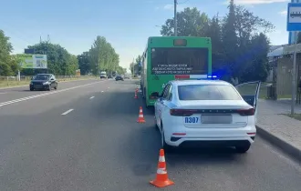 Фото: В Гомеле аварийная ситуация на дороге привела к падению пассажира в автобусе