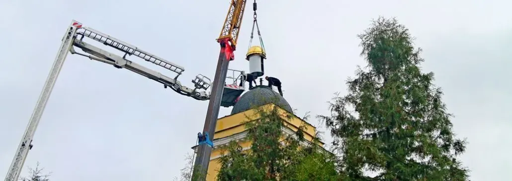 Купола Петропавловского собора Гомельской епархии реставрируют 
