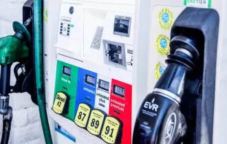 Фото: Реакции редакции: в США цена на бензин бьёт рекорды