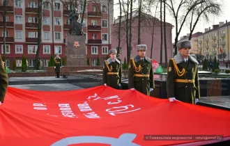 Фото: Руководство Гомельского горисполкома и городского Совета депутатов поздравляют с с 81-годовщиной освобождения Гомеля от немецко-фашистских захватчиков