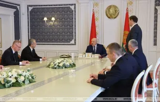 Фото: Новые министры, помощники Президента, местная вертикаль. Александр  Лукашенко рассмотрел кадровые вопросы