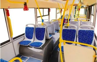 Фото: Почему в салонах городских автобусов в аномальную жару работали печки?