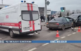 Фото: В Гомеле произошло ДТП с участием трёх автомобилей