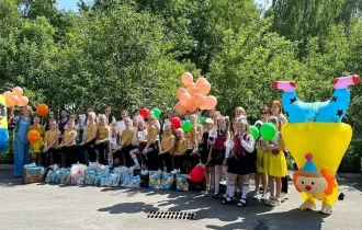Фото: Добрым быть легко: в Новобелицком районе состоялась благотворительная акция «Дети-детям!»