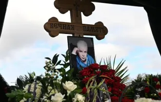 Фото: Бориса Моисеева похоронили на Троекуровском кладбище