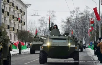 Фото: Объединяя прошлое и настоящее: в честь освобождения Гомеля от немецко-фашистских захватчиков состоялся военный парад