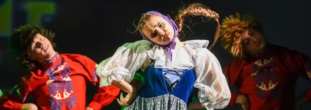 Конкурс эстрадного танца фестиваля "Сожскi карагод" проходит в ГЦК