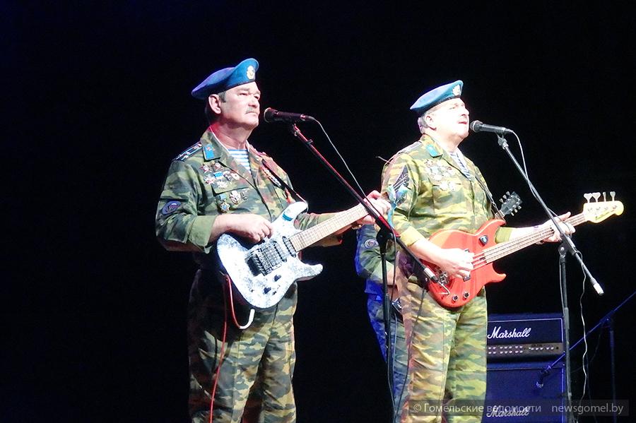 Полторацкий голубые береты. Концерт голубые береты в Петрозаводске. Ансамбль голубые береты в Дмитрове.