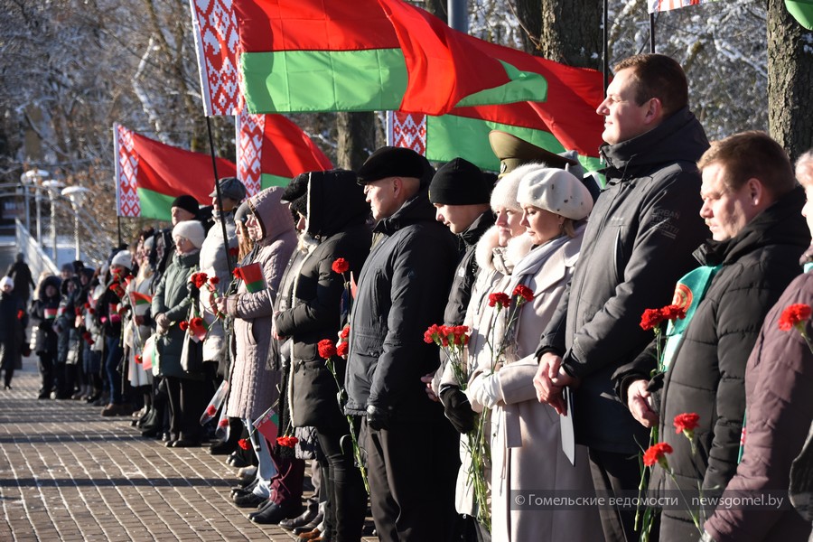 Фото: Память о героях: в Гомеле состоялся митинг