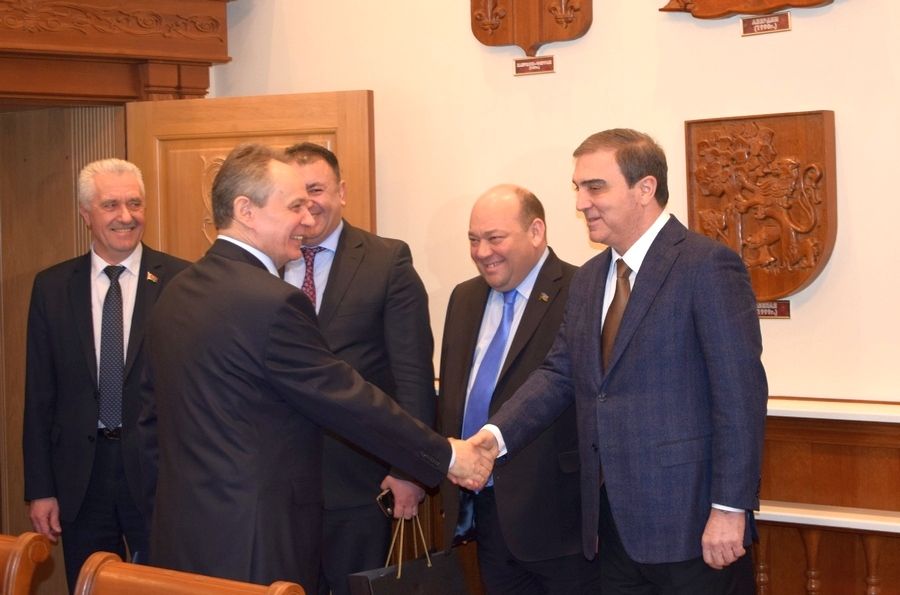 Фото: В Гомельском горисполкоме состоялся официальный приём делегации азербайджанского города Гянджи