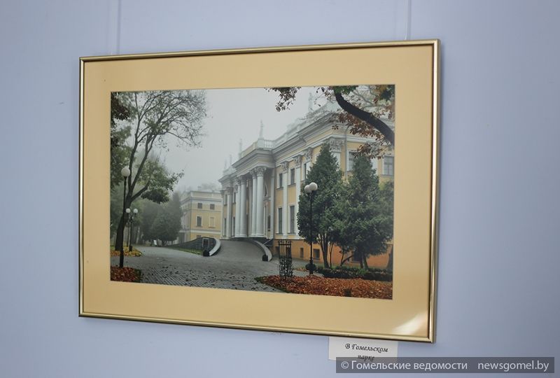 Фото: Выставка фоторабот Константина Антоненко в Гомеле