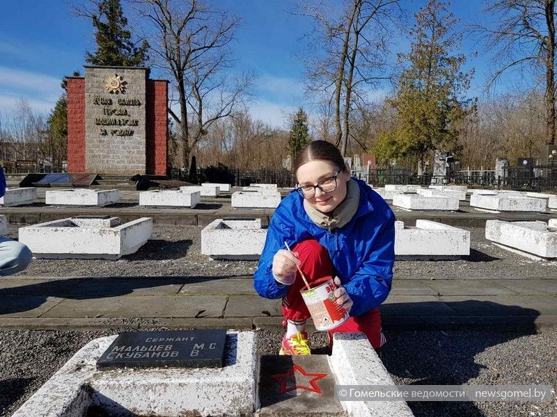 Фото: На Новобелицком братском кладбище наведён порядок