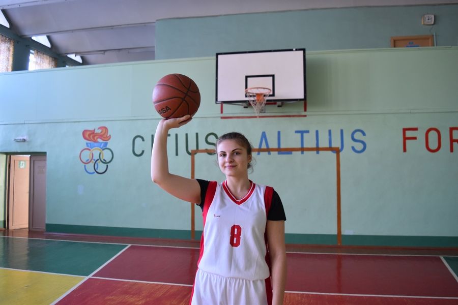 Фото: В День студента капитан сборной команды по баскетболу Татьяна Брагинец рассказывает о жизни в альма-матер
