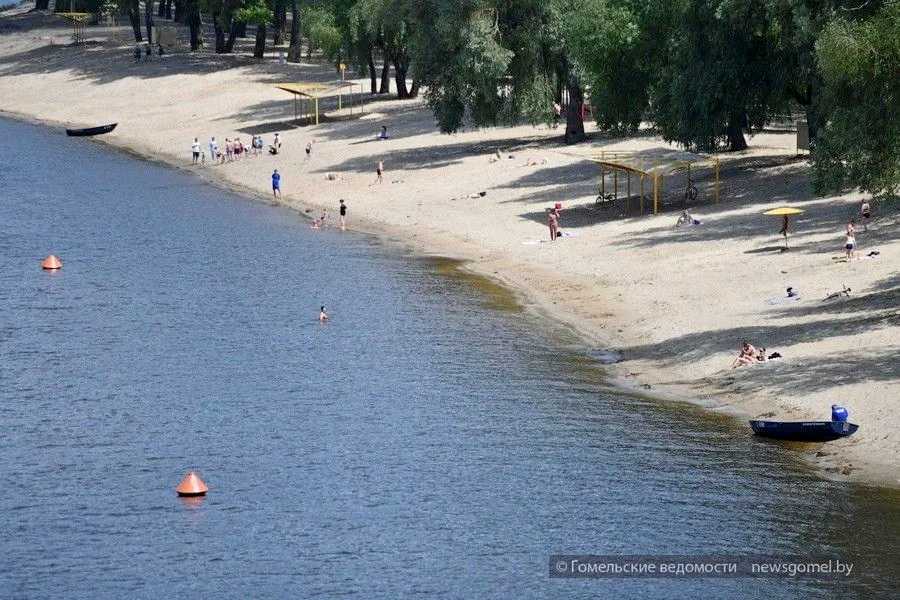 Фото: В Гомеле на пляже навели порядок