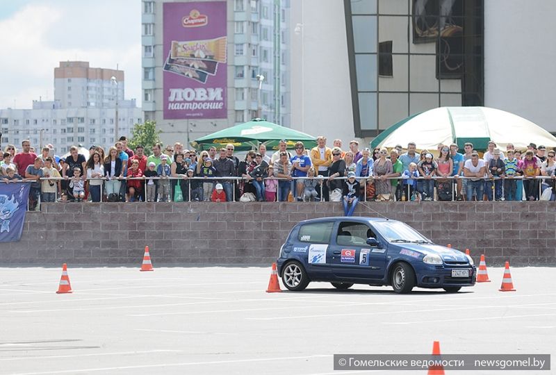 Фото: Соревнования по скоростному маневрированию в Гомеле