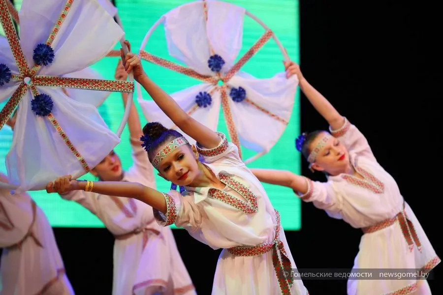 Фото: Осенний парад хореографии на DANCE COLOR FESTIVAL