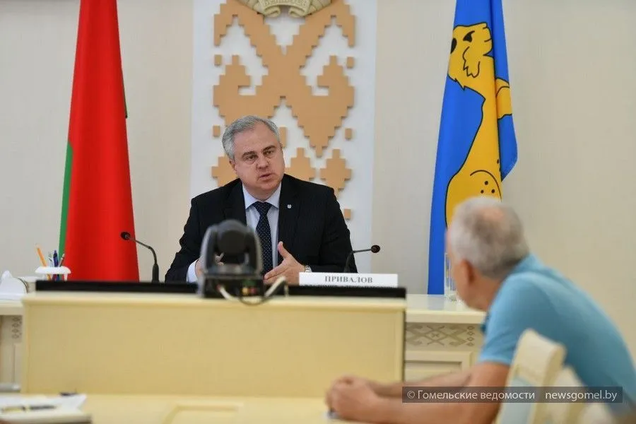 Фото: Решить вопросы оперативно: мэр города Владимир Привалов провёл приём граждан
