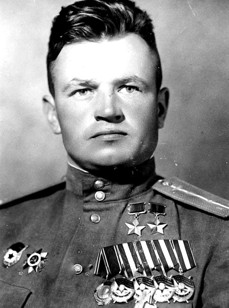 Головачёв Павел Яковлевич дважды герой советского Союза